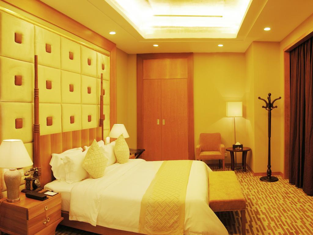 Xiongchu International Hotel Vuhan Kültér fotó