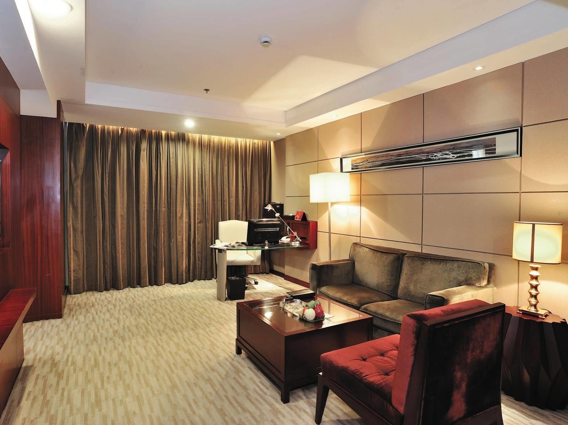 Xiongchu International Hotel Vuhan Kültér fotó